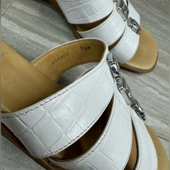 Brighton Brandy White Croc 3 Strap Made in Italy Sandals Womens Size 9.5 - Picture 4 of 10